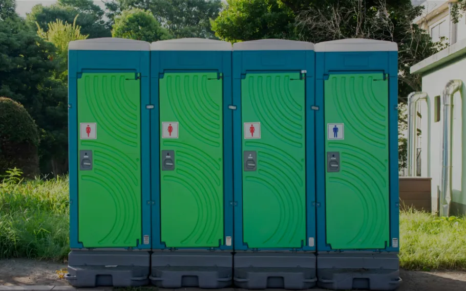 仮設トイレ設置 | 三重県松阪市や津市で足場工事なら足場屋『田中工業』