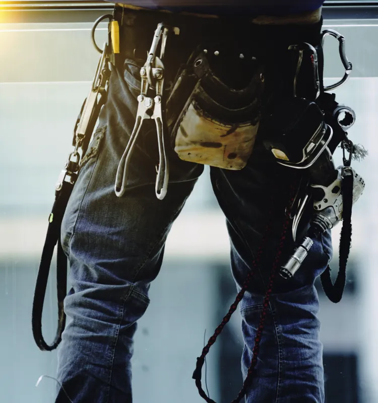 スタッフ紹介 | 三重県松阪市や津市で足場工事なら足場屋『田中工業』